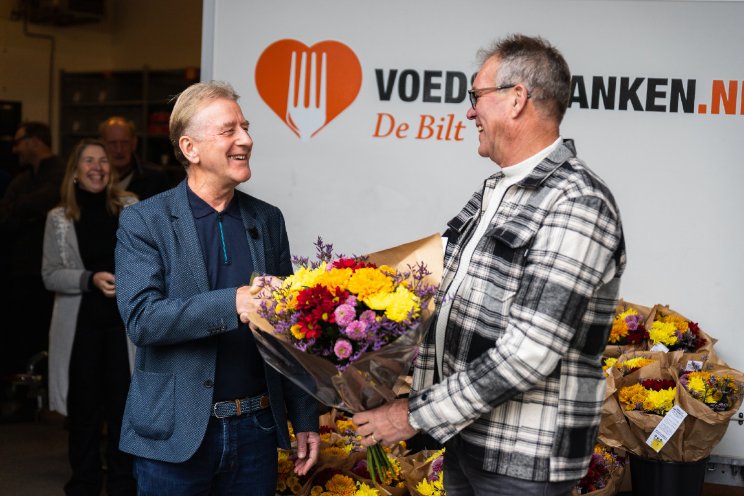 5.000 bossen chrysanten voor vrijwilligers